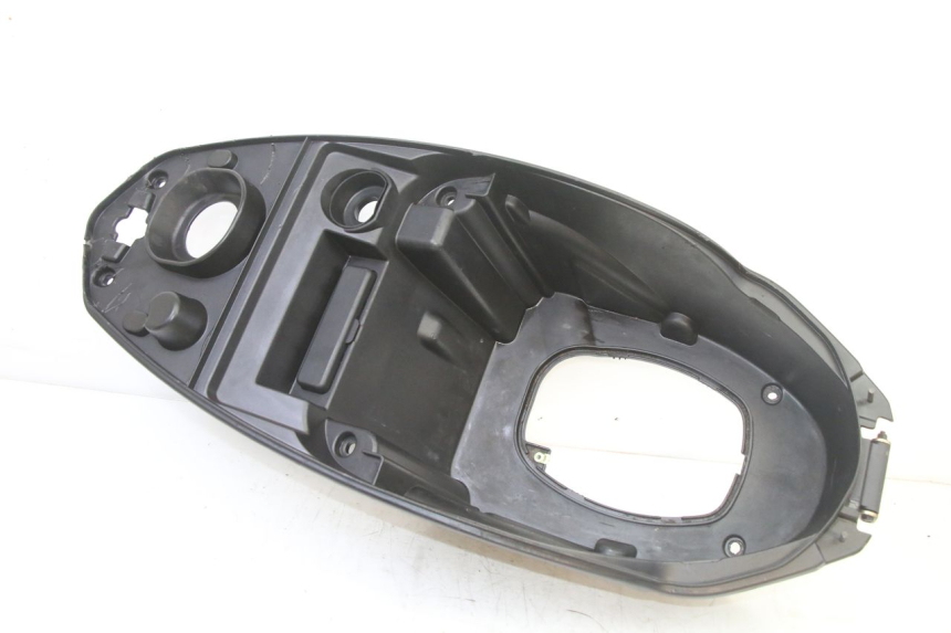 photo de SEAT TRUNK PEUGEOT KISBEE 2T 50 (2010 - 2017)