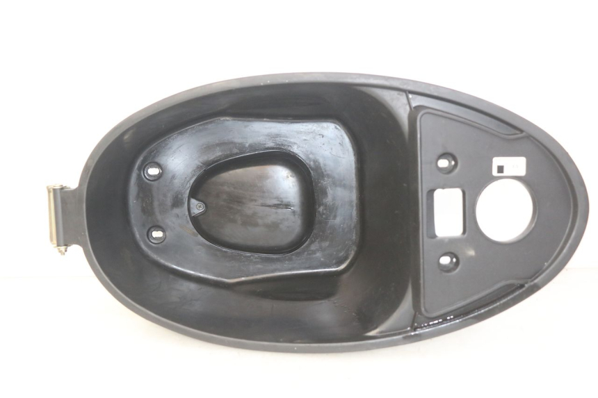 photo de SEAT STORAGE BOX ORCAL KITE 4T 50 (2019 - 2023)