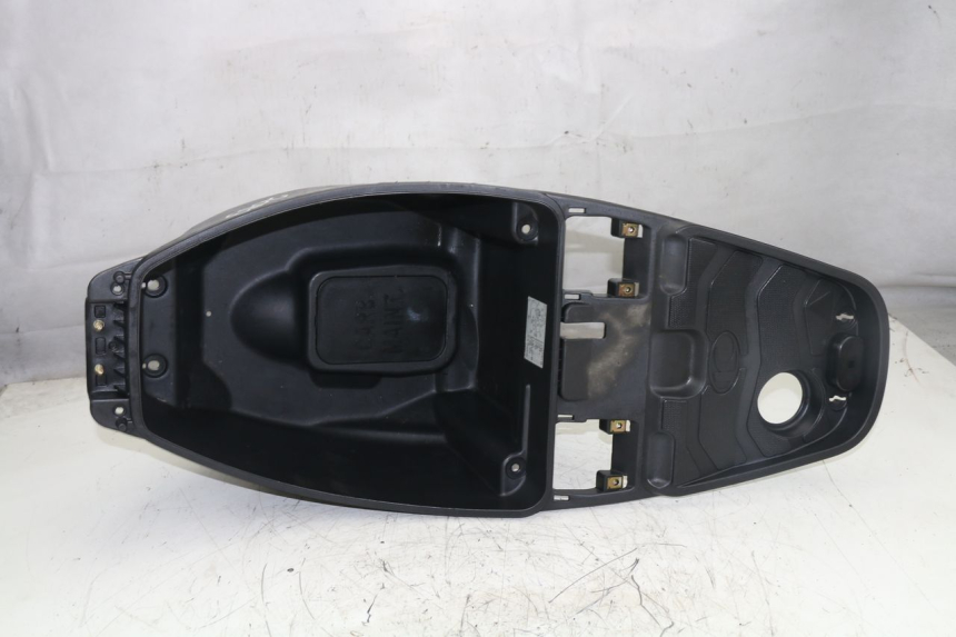 photo de SEAT STORAGE BOX KYMCO AGILITY RS 4T 50 (2009 - 2013)