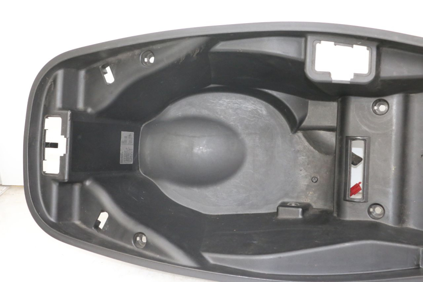 photo de UNDERSEAT STORAGE KYMCO DINK STREET 125 (2009 - 2014)