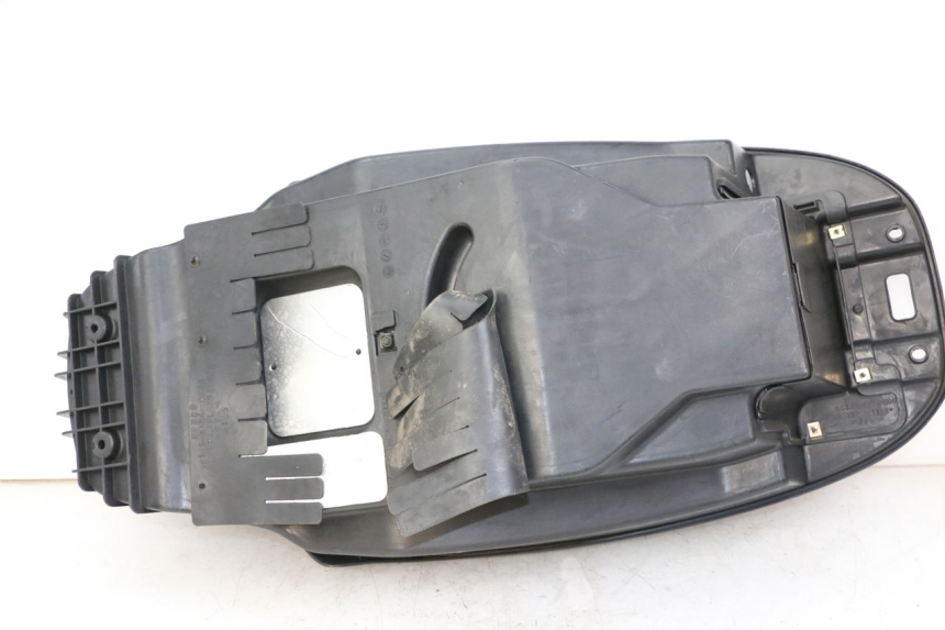 photo de UNDERSEAT STORAGE KYMCO GRAND DINK 125 (2008 - 2014)