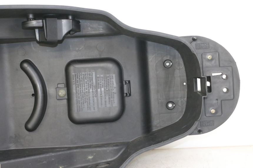 photo de UNDERSEAT STORAGE KYMCO GRAND DINK 125 (2008 - 2014)