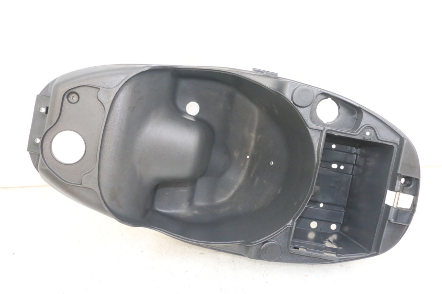 photo de SEAT STORAGE BOX PIAGGIO LIBERTY 125 (2009 - 2013)