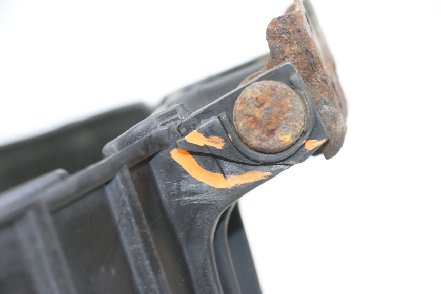 photo de UNDERSEAT STORAGE MBK BOOSTER NEXT GENERATION 50 (1995 - 1998)