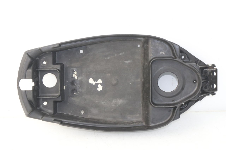 photo de SEAT STORAGE BOX MBK BOOSTER SPIRIT NAKED 50 (2004 - 2017)