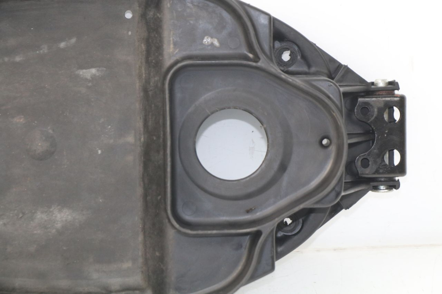 photo de SEAT STORAGE BOX MBK BOOSTER SPIRIT NAKED 50 (2004 - 2017)