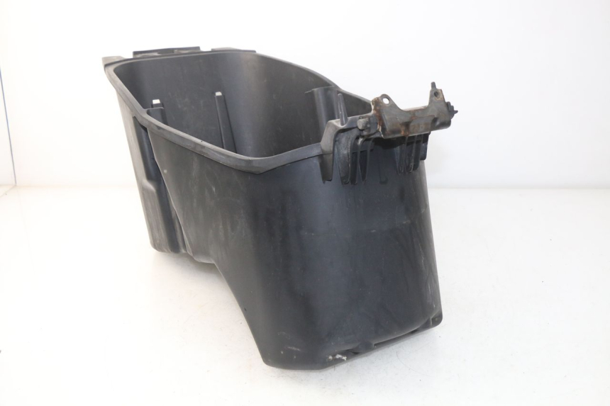 photo de UNDERSEAT STORAGE MBK SKYLINER 125 (2004 - 2007)