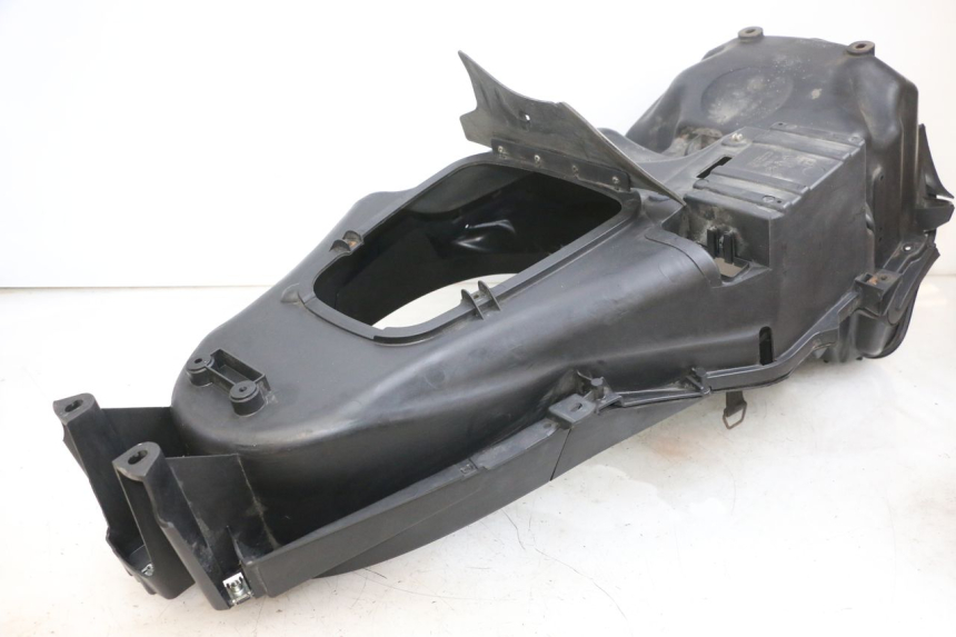 photo de UNDERSEAT STORAGE PIAGGIO MP3 RL 250 (2007 - 2010) - Additional view of the item