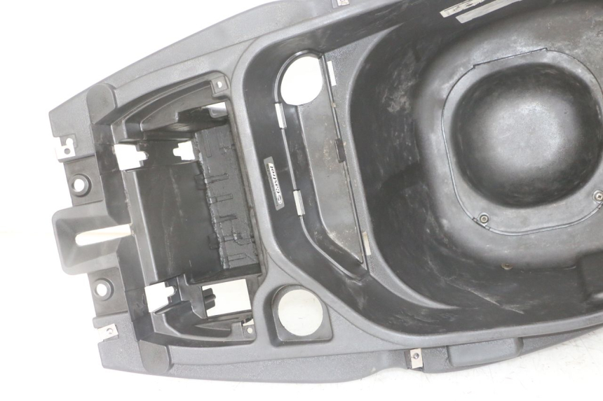 photo de UNDERSEAT STORAGE PIAGGIO NRG POWER PUREJET 50 (2018 - 2021)