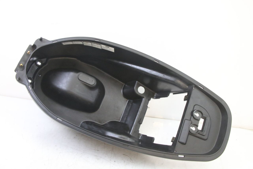 photo de UNDERSEAT STORAGE SYM ORBIT III 3 4T 50 (2021 - 2025)