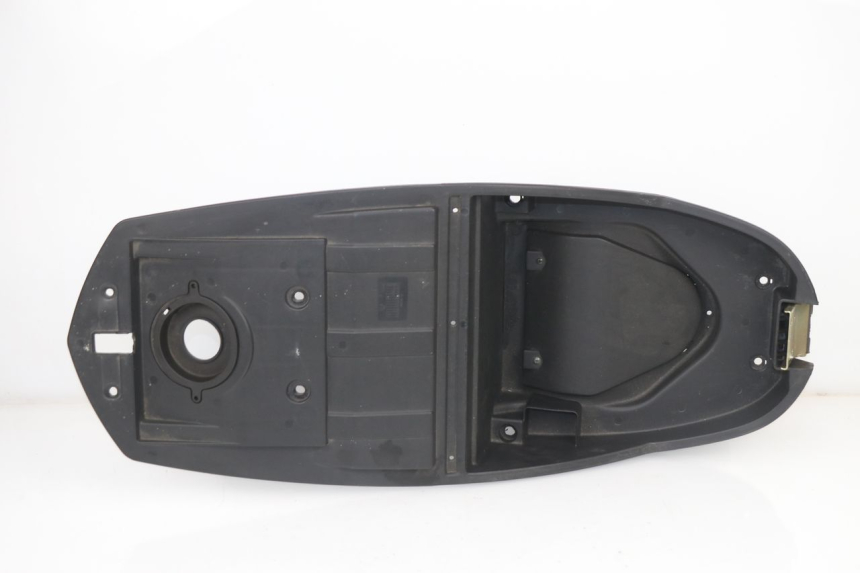 photo de UNDERSEAT STORAGE KEEWAY OUTLOOK 125 (2007 - 2013)