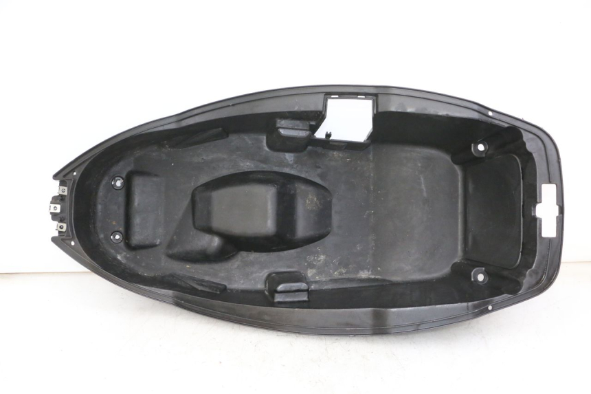 photo de SEAT STORAGE BOX PEUGEOT CITYSTAR 50 (2013 - 2017)