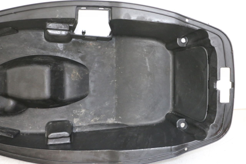 photo de SEAT STORAGE BOX PEUGEOT CITYSTAR 50 (2013 - 2017)