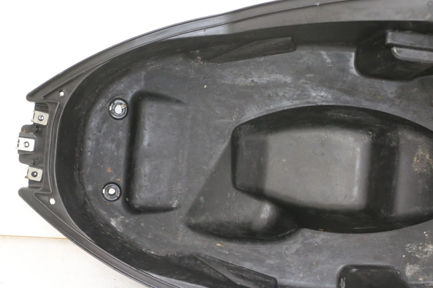 photo de SEAT STORAGE BOX PEUGEOT CITYSTAR 50 (2013 - 2017)