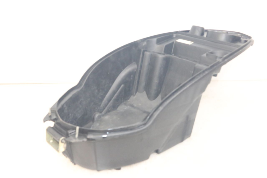 photo de SEAT STORAGE BOX PEUGEOT KISBEE 2T 50 (2018 - 2022)