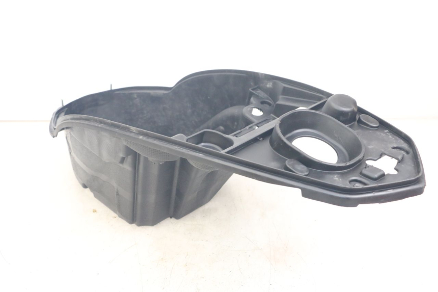 photo de SEAT STORAGE BOX PEUGEOT KISBEE 2T 50 (2018 - 2022)