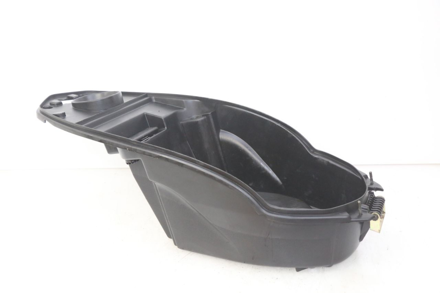 photo de SEAT STORAGE BOX PEUGEOT KISBEE 4T 50 (2010 - 2017)