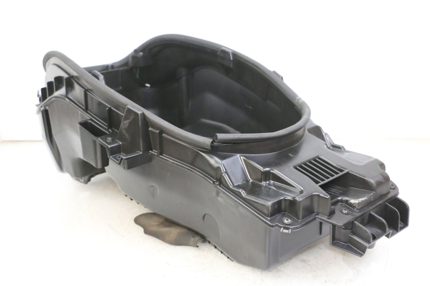 photo de UNDERSEAT STORAGE PEUGEOT SATELIS 125 (2013 - 2018)