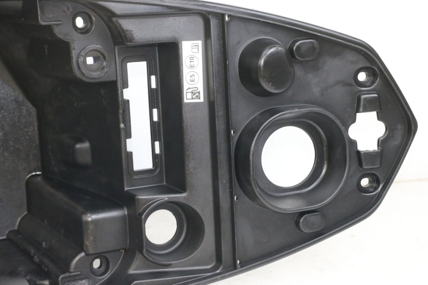 photo de UNDERSEAT STORAGE PEUGEOT STREETZONE I 2T 50 (2018 - 2020)