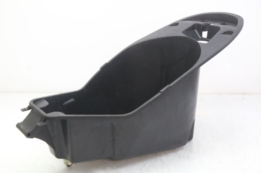 photo de UNDERSEAT STORAGE PEUGEOT VIVACITY 125 (2010 - 2017)