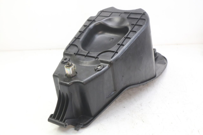 photo de UNDERSEAT STORAGE PEUGEOT VIVACITY 125 (2010 - 2017)