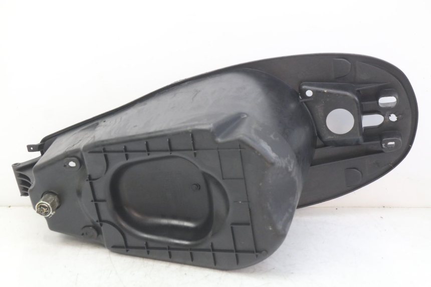 photo de UNDERSEAT STORAGE PEUGEOT VIVACITY 125 (2010 - 2017)