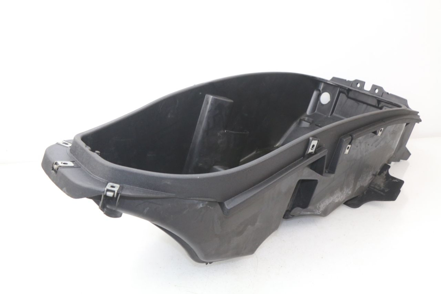 photo de UNDERSEAT STORAGE PIAGGIO BEVERLY 125 (1998 - 2005)