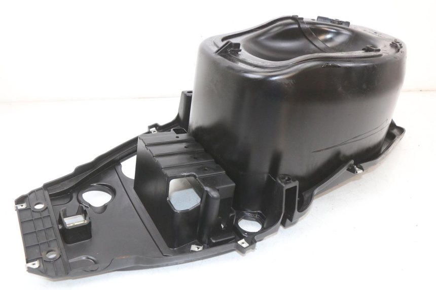 photo de UNDERSEAT STORAGE PIAGGIO FLY 2T 50 (2004 - 2017)