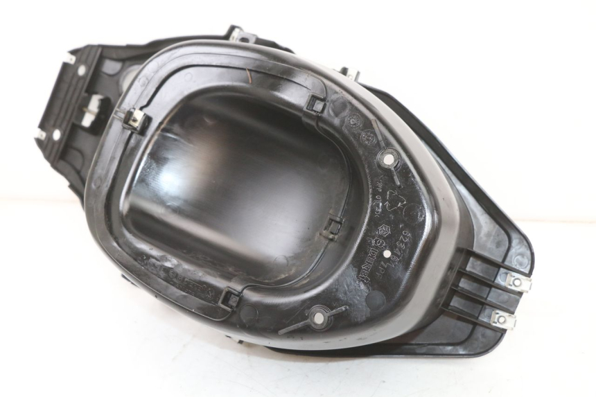 photo de UNDERSEAT STORAGE PIAGGIO FLY 2T 50 (2004 - 2017)