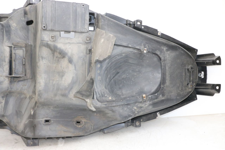 photo de UNDERSEAT STORAGE PIAGGIO MP3 125 (2006 - 2014)