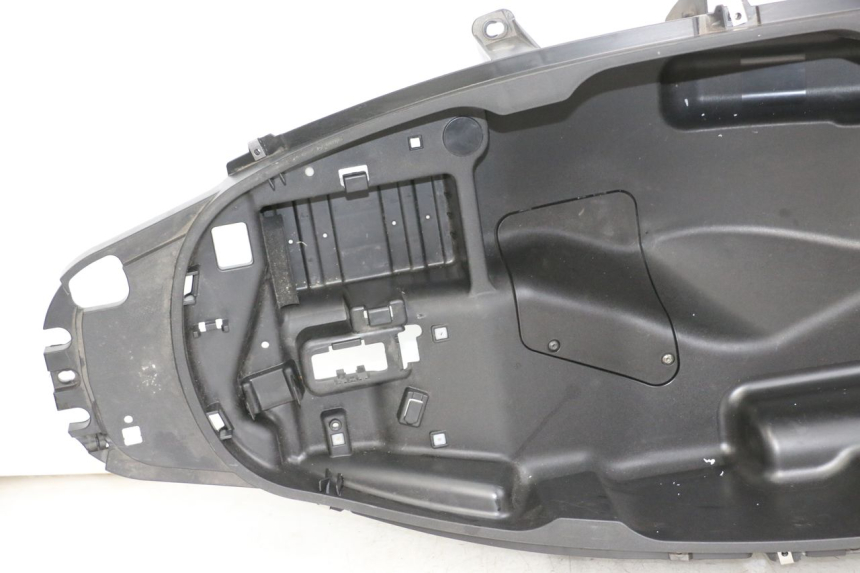 photo de UNDERSEAT STORAGE PIAGGIO MP3 HPE 350 (2018 - 2020)