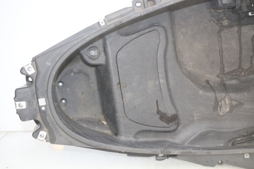 photo de SEAT STORAGE BOX PIAGGIO MP3 LT 400 (2007 - 2012)