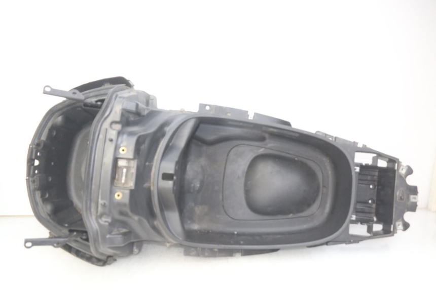 photo de SEAT STORAGE BOX PIAGGIO XEVO - X EVO 125 (2007 - 2016)
