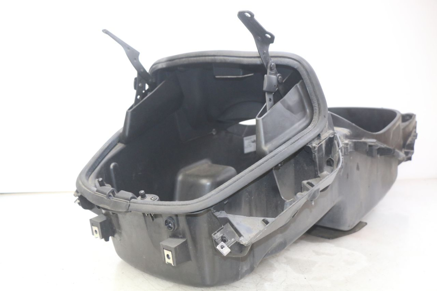 photo de SEAT STORAGE BOX PIAGGIO XEVO - X EVO 125 (2007 - 2016)