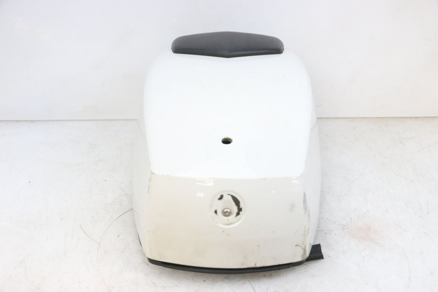 photo de UNDERSEAT STORAGE BMW R RT ABS 1200 (2010 - 2014) - High-resolution close-up