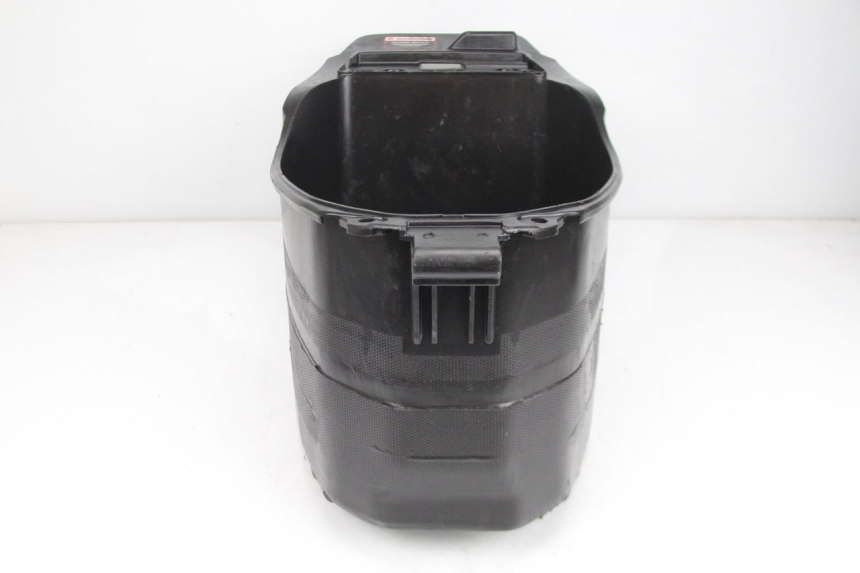 photo de UNDERSEAT STORAGE TNT MOTOR ROMA 10' 4T 50 (2007 - 2018)