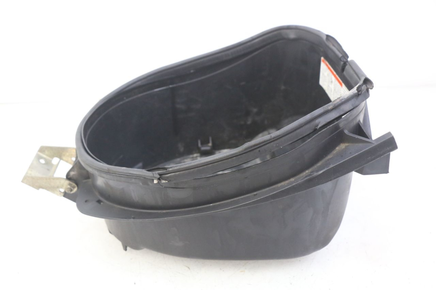 photo de SEAT STORAGE BOX SUZUKI SIXTEEN 125 (2008 - 2010)