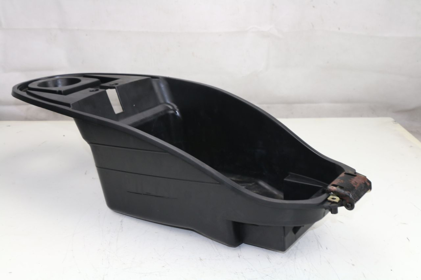 photo de UNDERSEAT STORAGE ZNEN SPEEDER 50 (2012 - 2016)