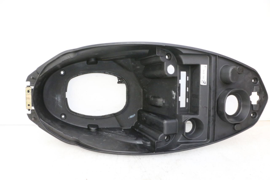 photo de UNDERSEAT STORAGE PEUGEOT STREETZONE I NAKED 2T 50 (2018 - 2020)