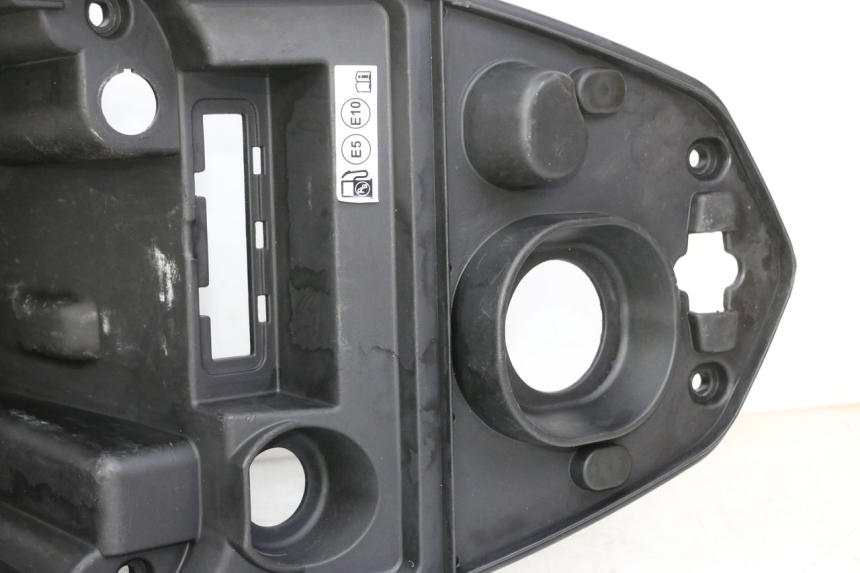 photo de UNDERSEAT STORAGE PEUGEOT STREETZONE I NAKED 2T 50 (2018 - 2020)