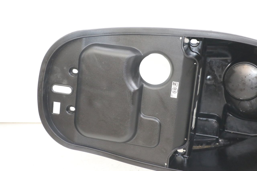 photo de SEAT STORAGE BOX SYM FIDDLE 3 III 125 (2014 - 2020)