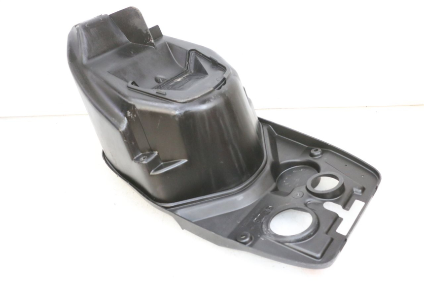 photo de UNDERSEAT STORAGE PEUGEOT VIVACITY 100 (1999 - 2008) - Component detail