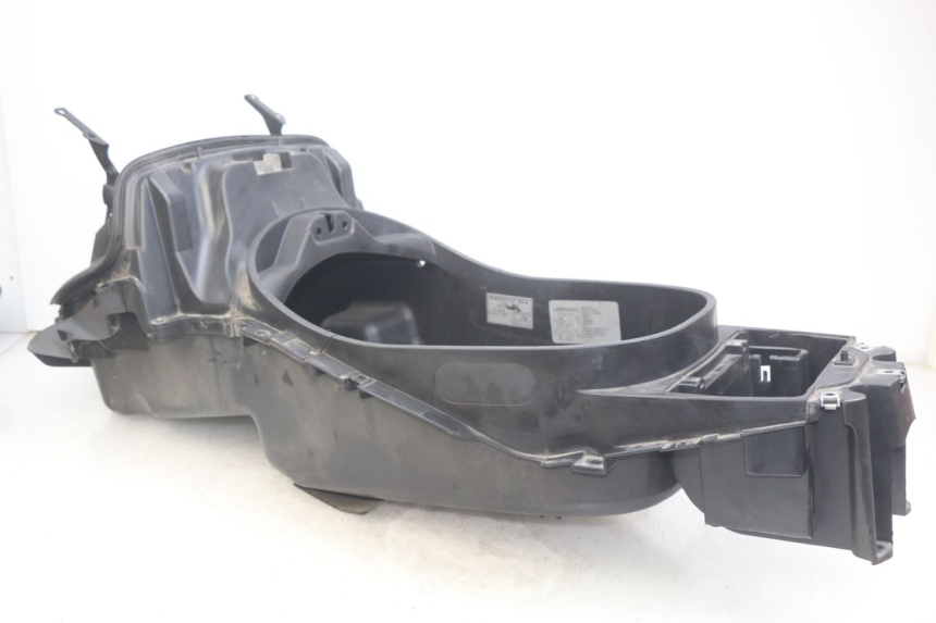 photo de SEAT STORAGE BOX PIAGGIO XEVO - X EVO 125 (2007 - 2016)