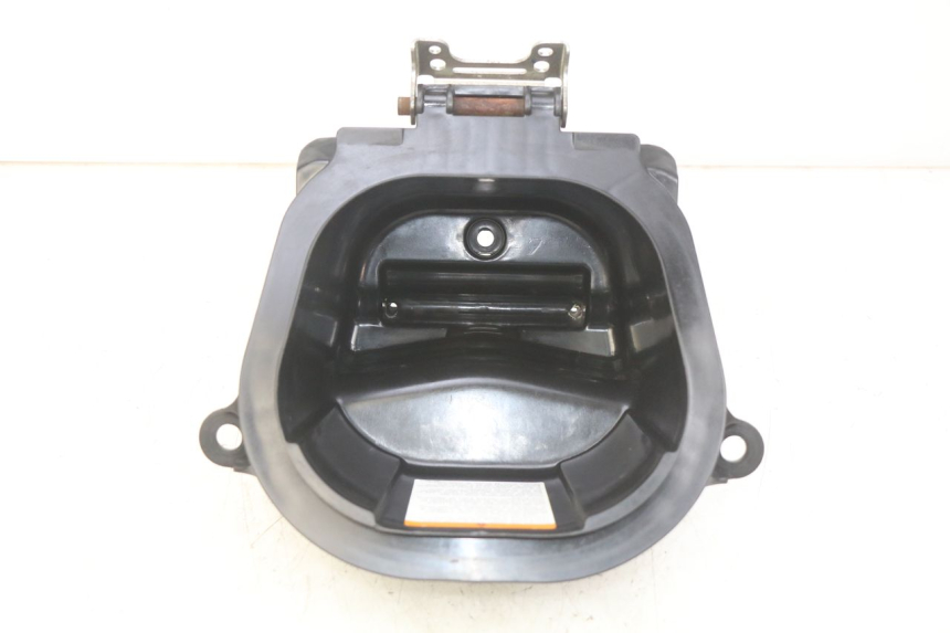 photo de SEAT STORAGE BOX YAMAHA HW XENTER 125 (2011 - 2017)