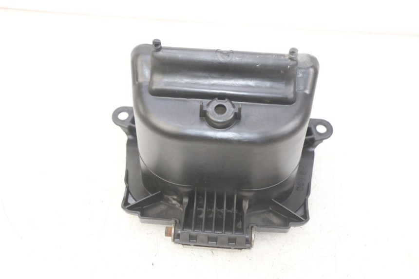 photo de SEAT STORAGE BOX YAMAHA HW XENTER 125 (2011 - 2017)