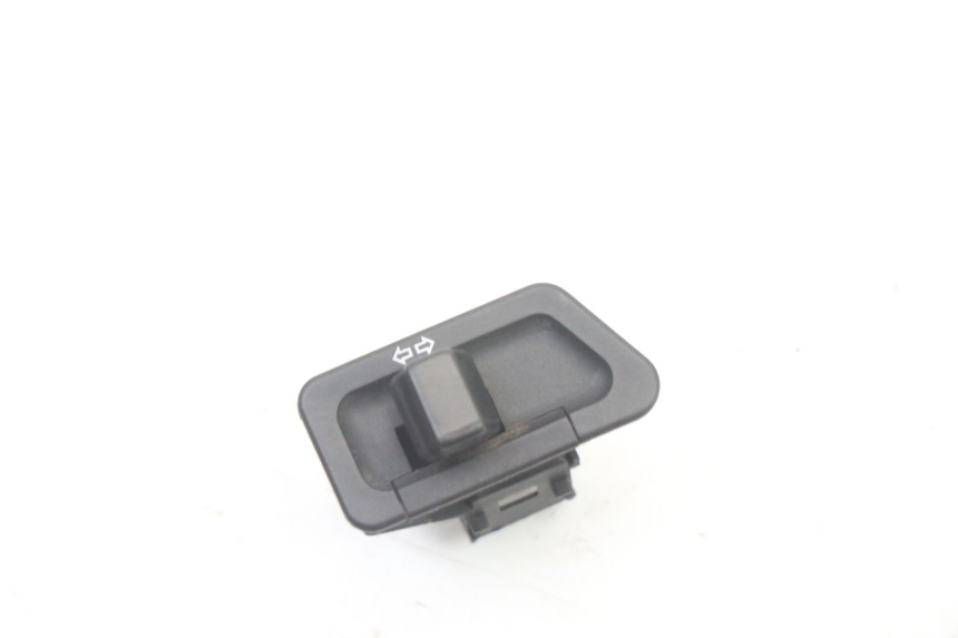 photo de TURN SIGNAL SWITCH APRILIA ATLANTIC 125 (2003 - 2009)