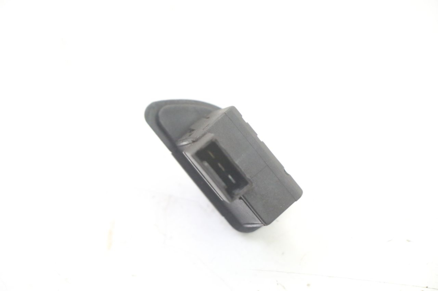 photo de TURN SIGNAL SWITCH GILERA STALKER 50 (1997 - 2005)