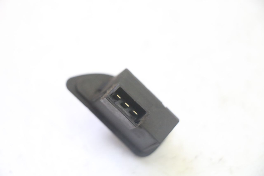 photo de TURN SIGNAL SWITCH PIAGGIO MP3 125 (2006 - 2014)
