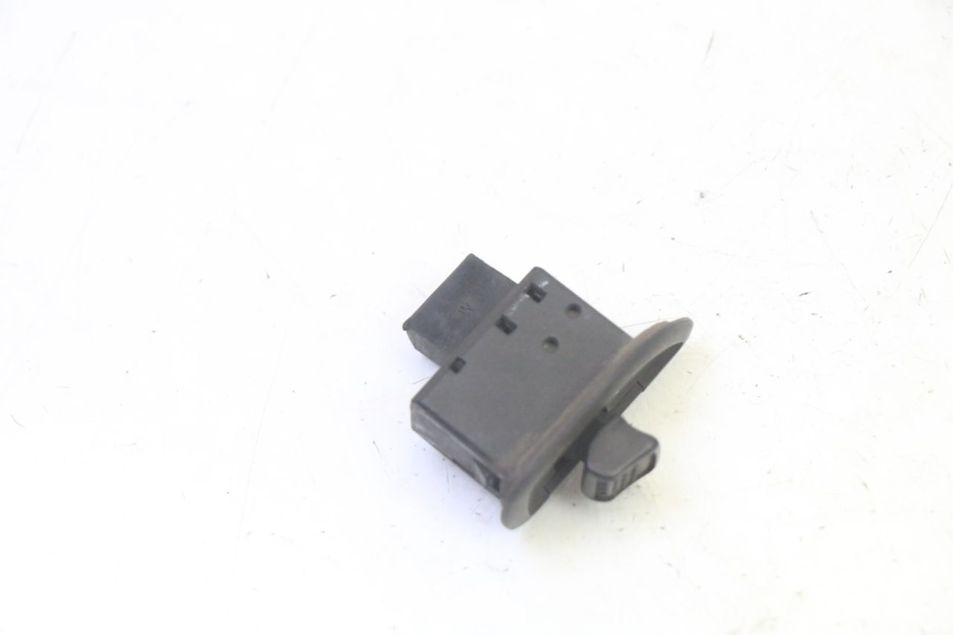 photo de TURN SIGNAL SWITCH PIAGGIO MP3 RL 250 (2007 - 2010)