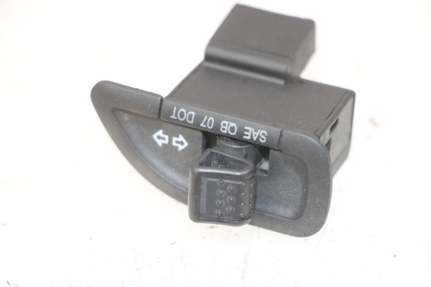 photo de TURN SIGNAL SWITCH PIAGGIO NEW TYPHOON 50 (2018 - 2021)